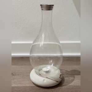 Swirled Structured Water Carafe with Rechargeable Base